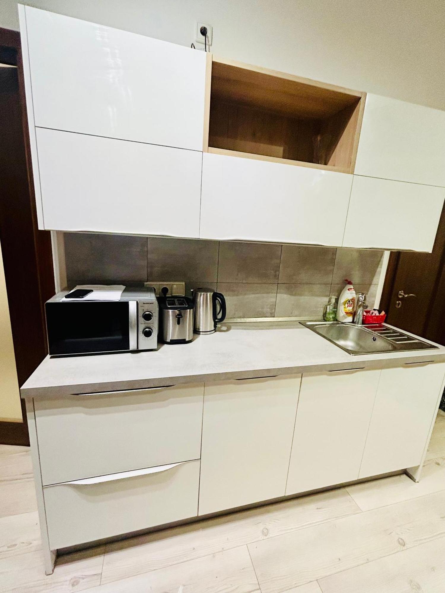 Modern Spacious Apartment In Center Прага Екстер'єр фото